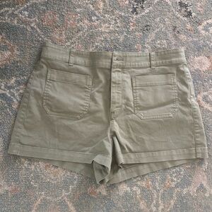 J Crew Patch Pocket Chino Shorts size 10